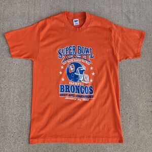 VTG Denver Broncos NFL Super Bowl XXII T-Shirt Trench 1988,‎ Fits Mens M